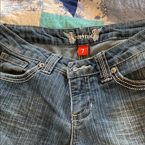 Jeans - Picture 3 of 3